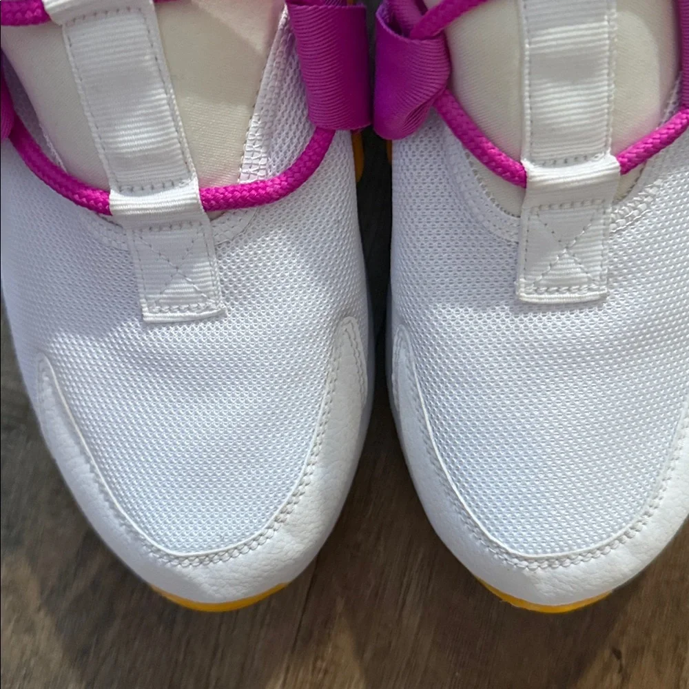 Nike Air Huarache City Low white, fuchsia, and gold color way Size 9 - Picture 6 of 12
